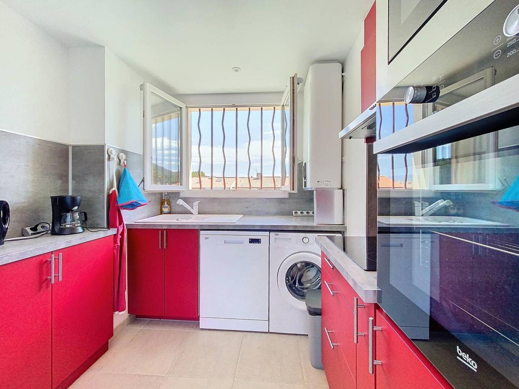 En Bord De Avec Terrasse, Parking Prive, Wifi Et Equipements Modernes - Fr-1-770-15 Apartment *